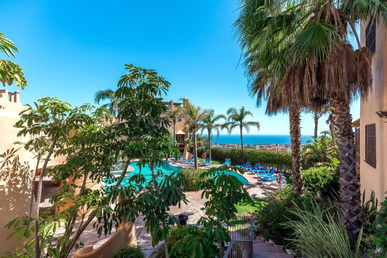 4 Bedroom Holiday Townhouse In Riviera Del Sol With Sea Views Sitio de Calahonda ภายนอก รูปภาพ