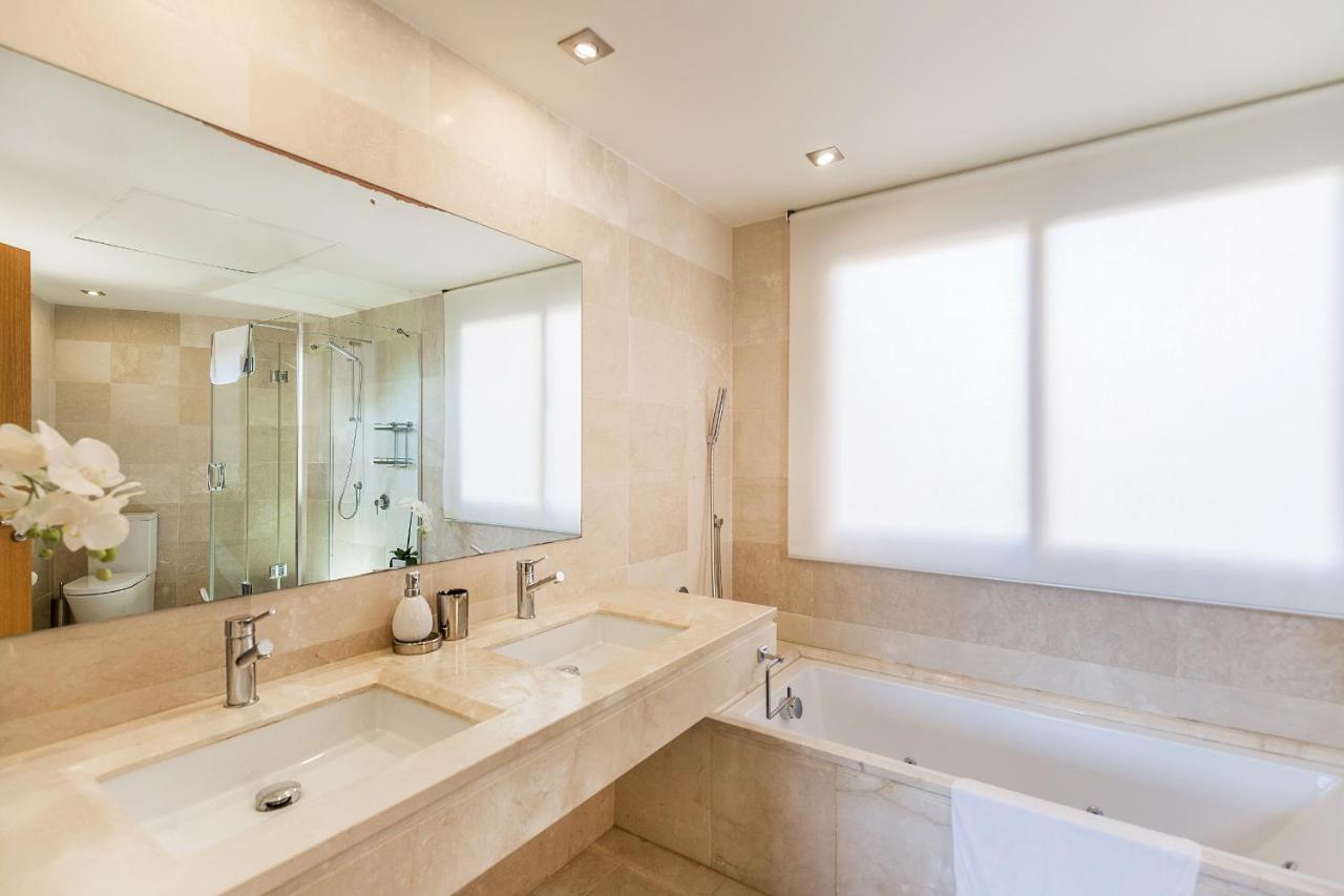 4 Bedroom Holiday Townhouse In Riviera Del Sol With Sea Views Sitio de Calahonda ภายนอก รูปภาพ